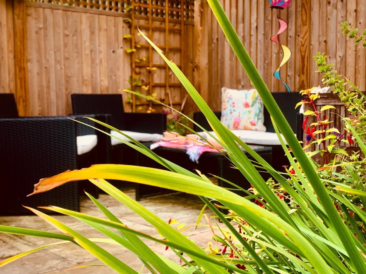 Sunshine CottageStudley  エクステリア 写真